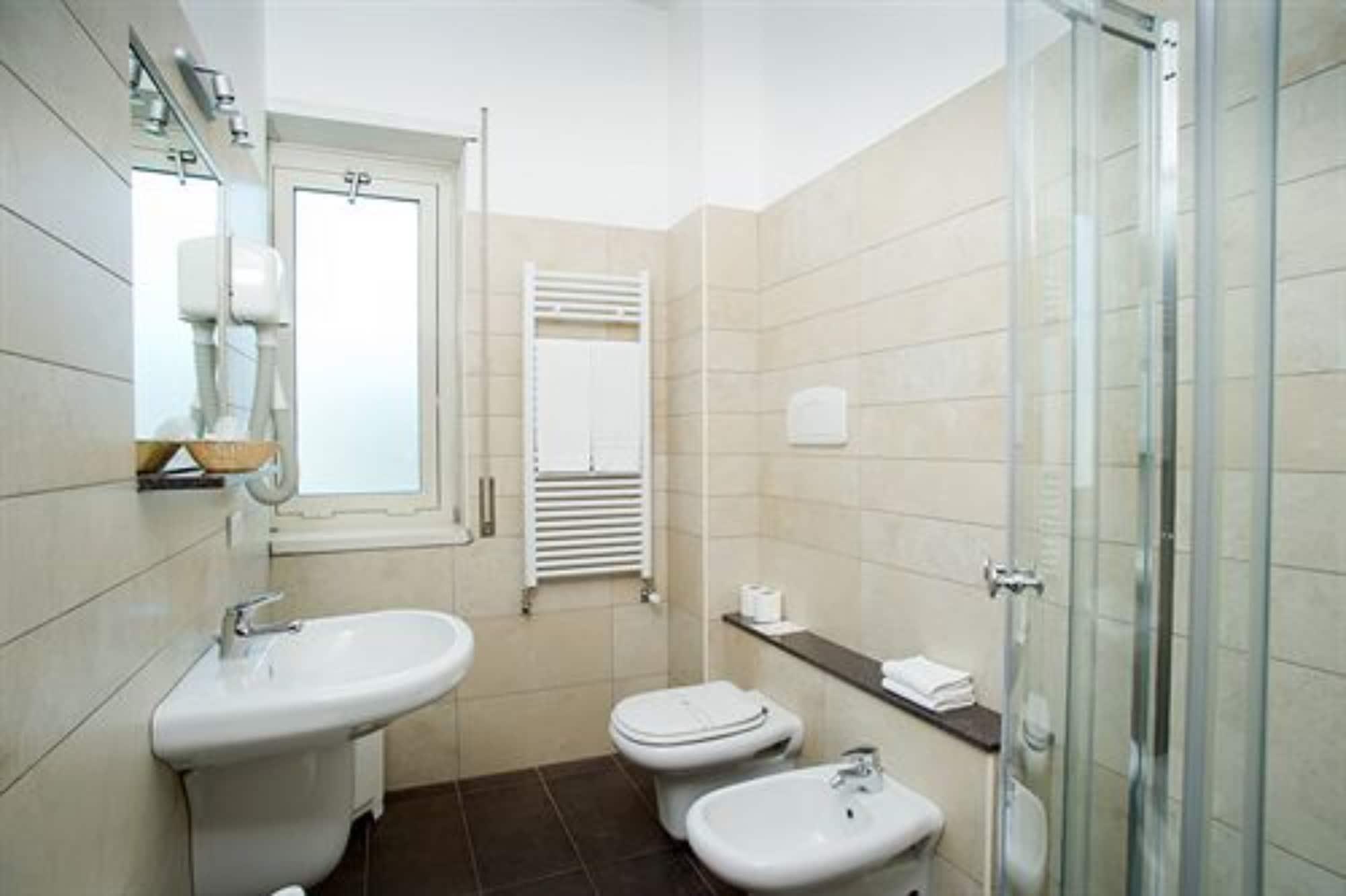 Deluxe Double Room,1770865651:JPEG